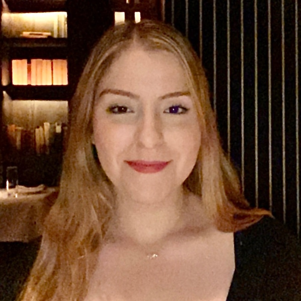Meet your Posher, Gabriella